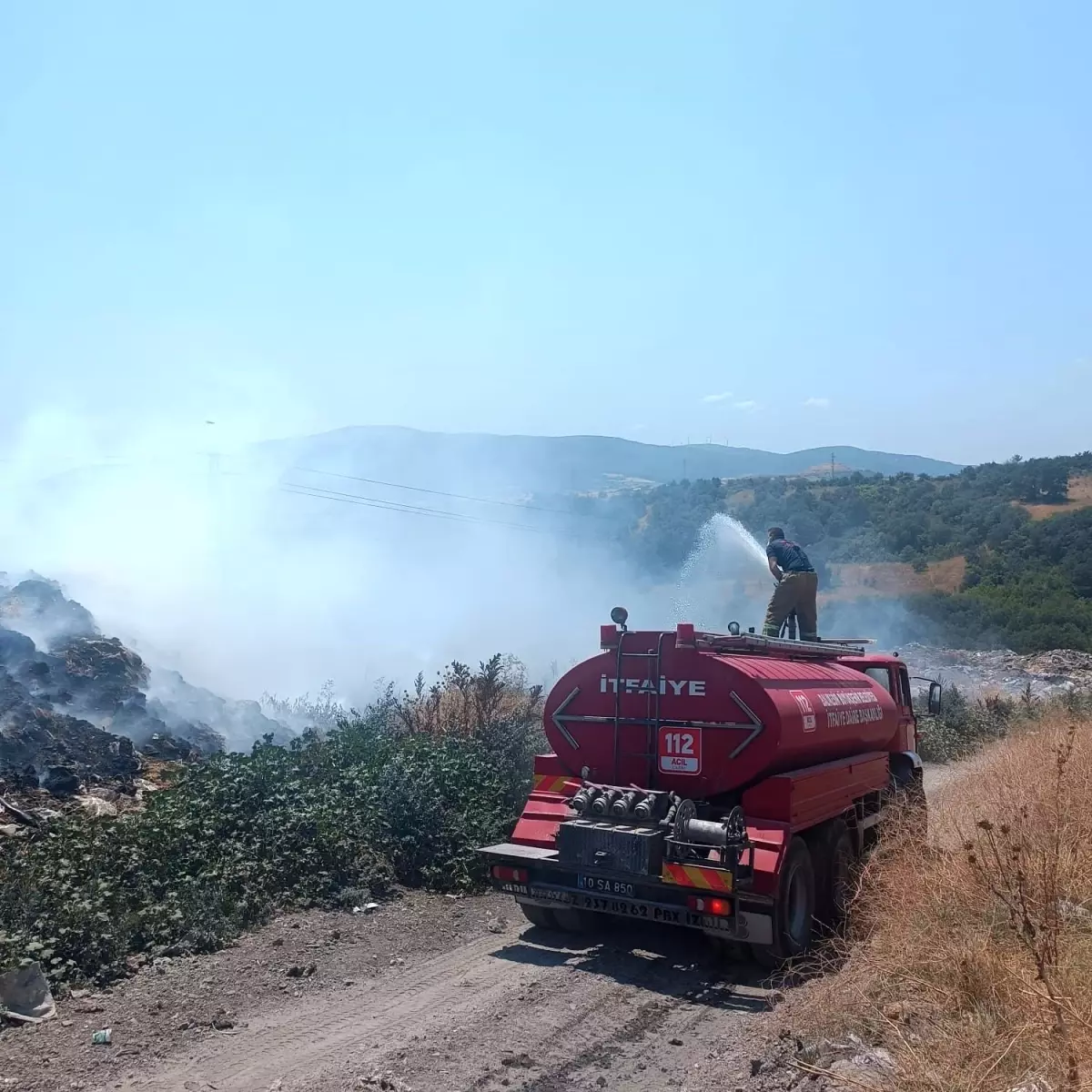 susurlukta-coplukte-yangin-cikti-ELVEseBJ.jpg